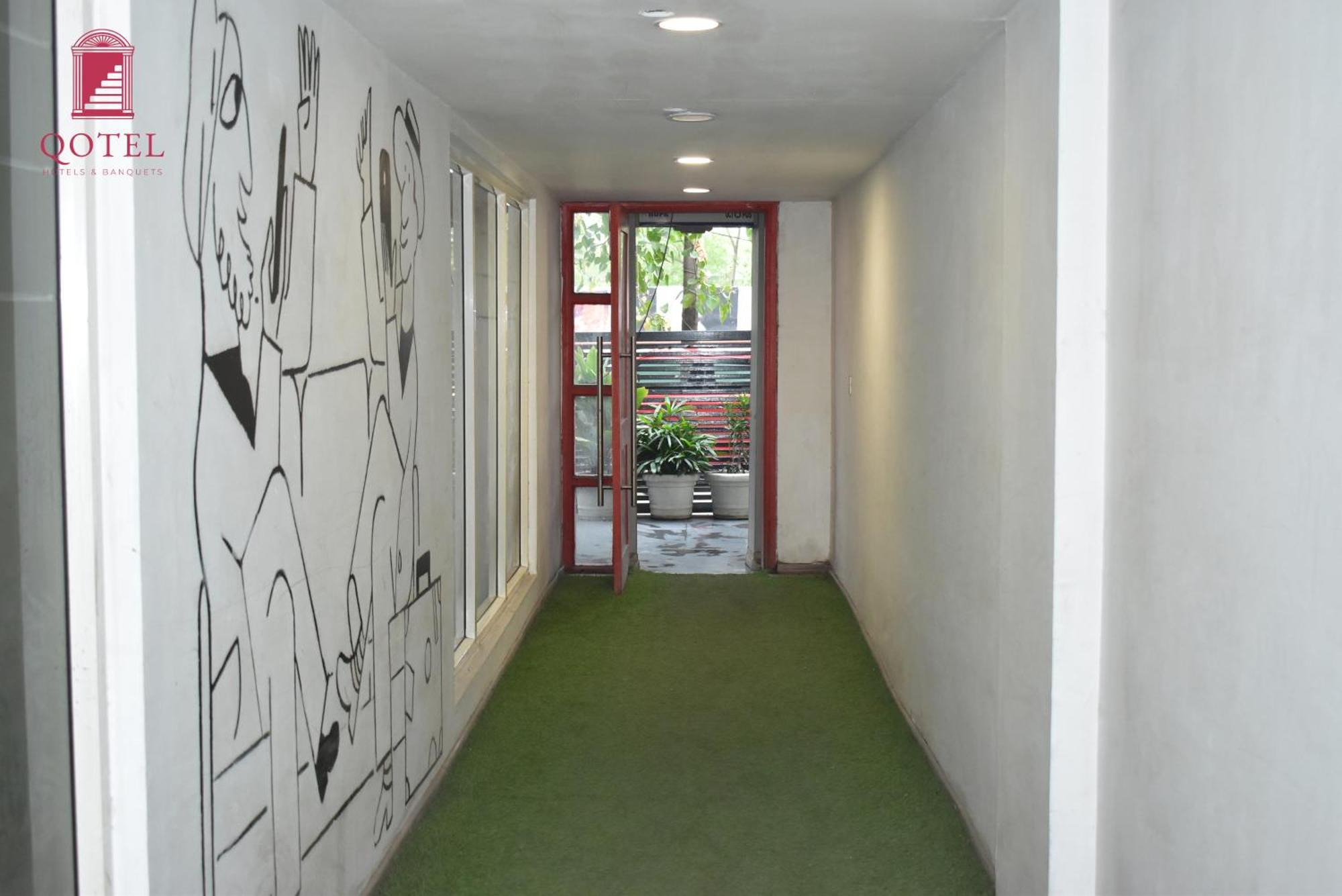 Hotel La Serene By Qotel-Gagan Vihar Anand Vihar Yeni Delhi Dış mekan fotoğraf